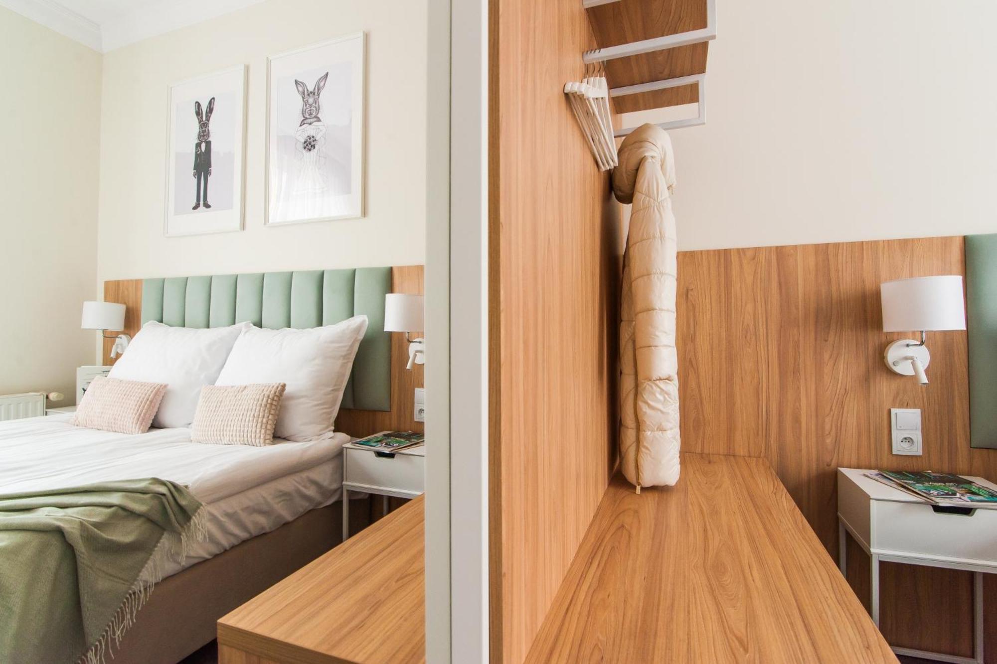 Hotel Awo เนียซนอ ภายนอก รูปภาพ